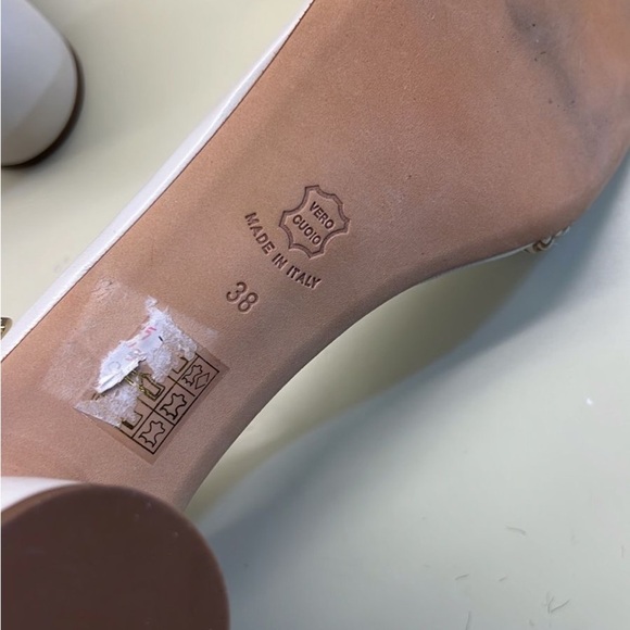 MADE IN ITALY GIOVANNA GRAZZINI LEATHER  White and Tan Sandals with Ankle Strap - Picture 9 of 9